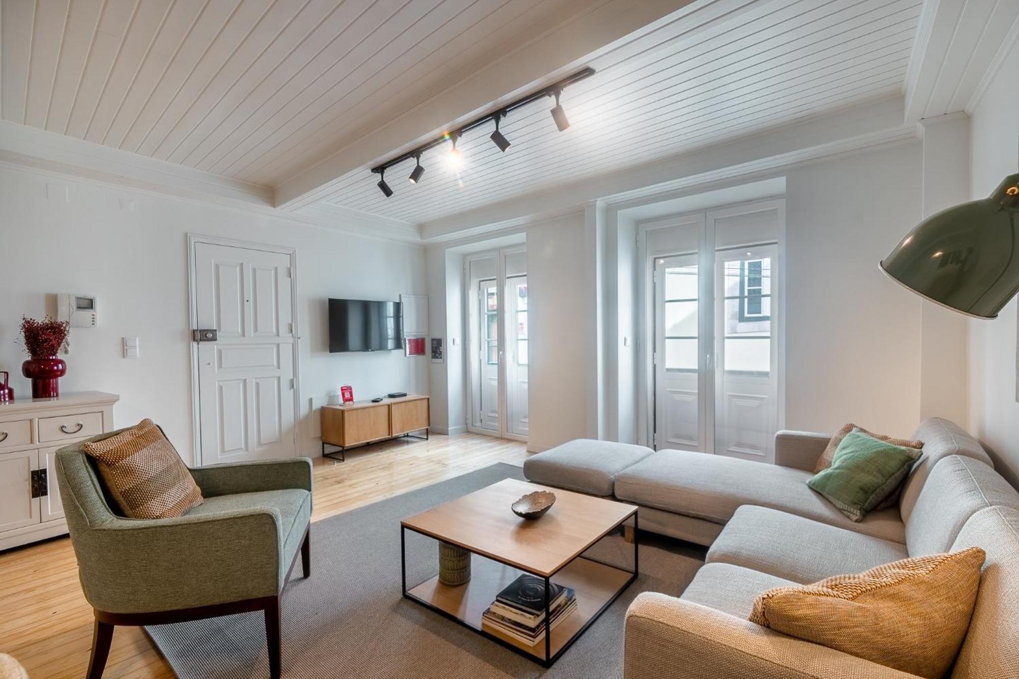 Apartment Fully Renovated! In The Heart Of The Old Town - Bica *